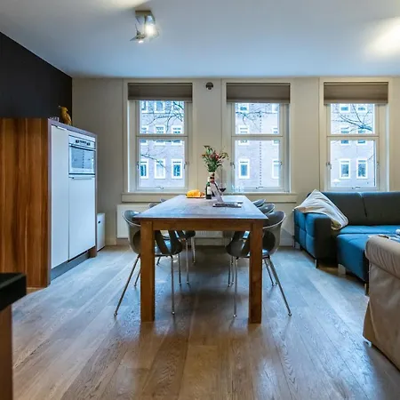 Two-bedroom In West Amsterdam