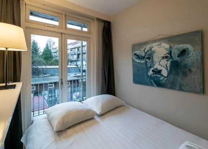 Two-bedroom In West Amsterdam