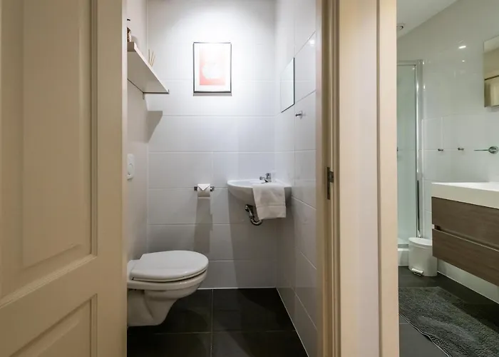 Two-bedroom In West *