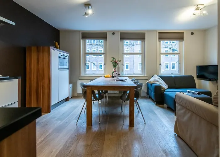Two-bedroom In West Amsterdam